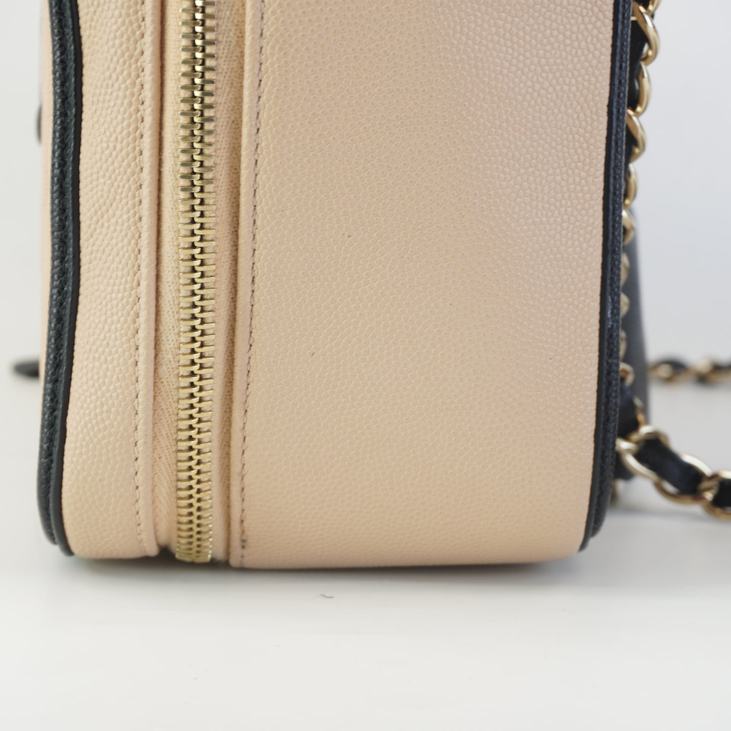 Chanel Quilted Beige Caviar Filigree Vanity Case