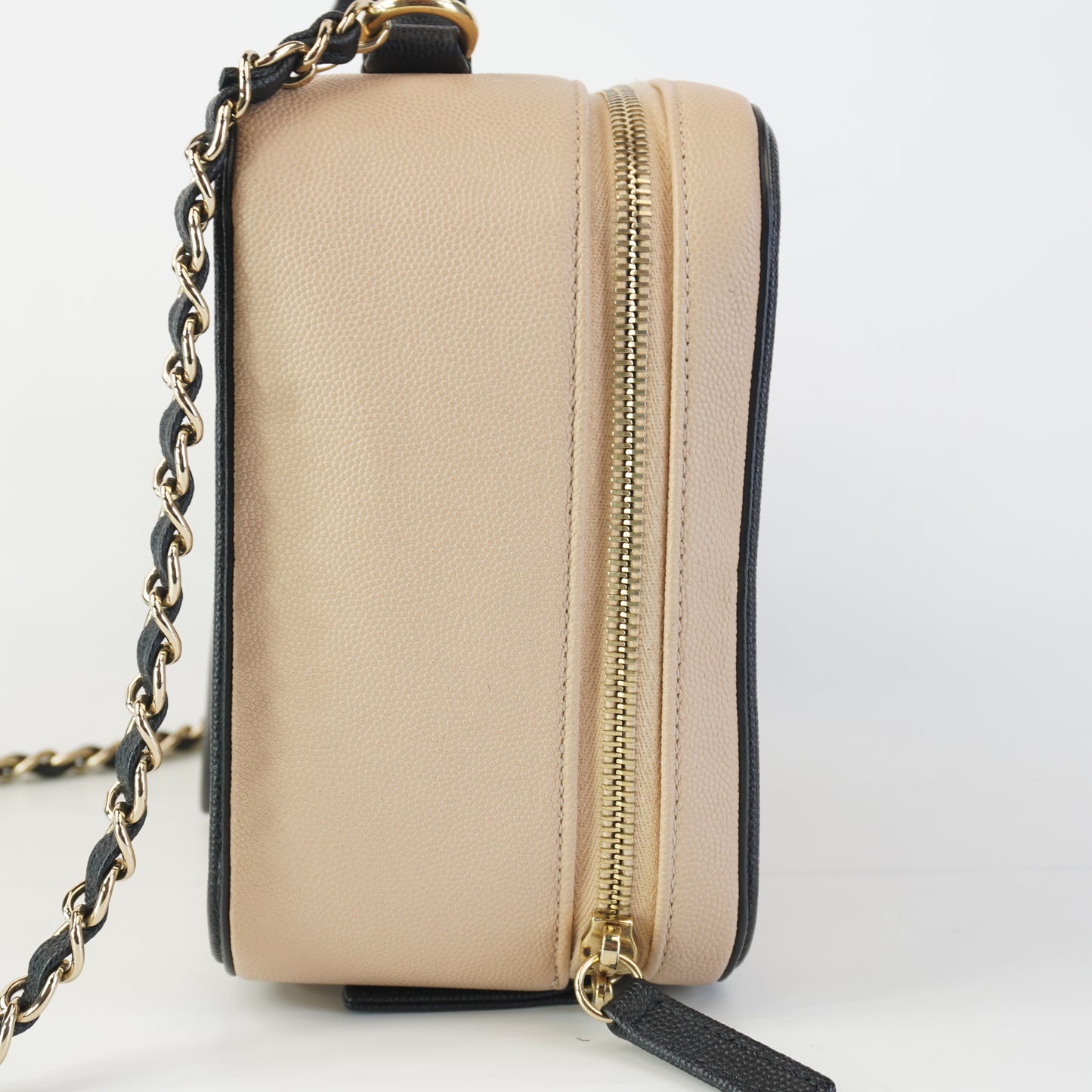 Chanel Quilted Beige Caviar Filigree Vanity Case