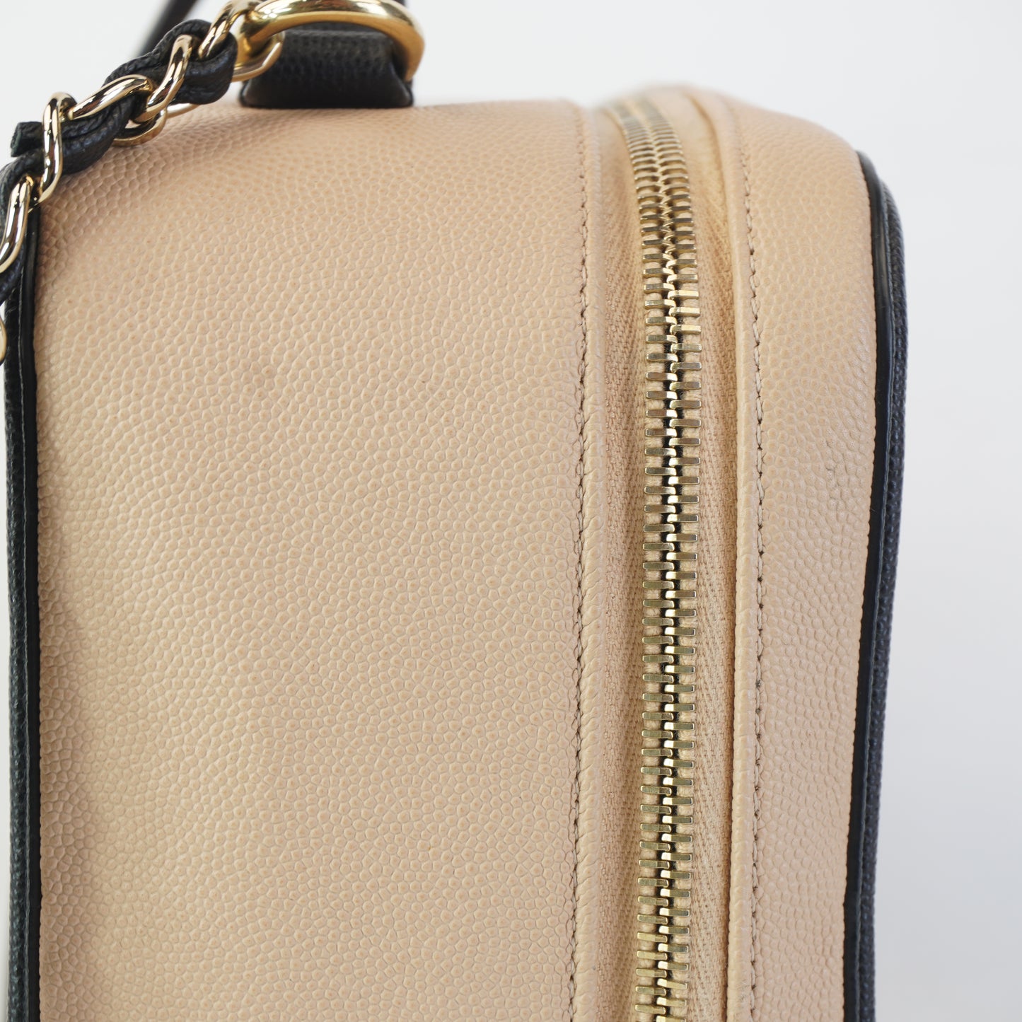 Chanel Quilted Beige Caviar Filigree Vanity Case