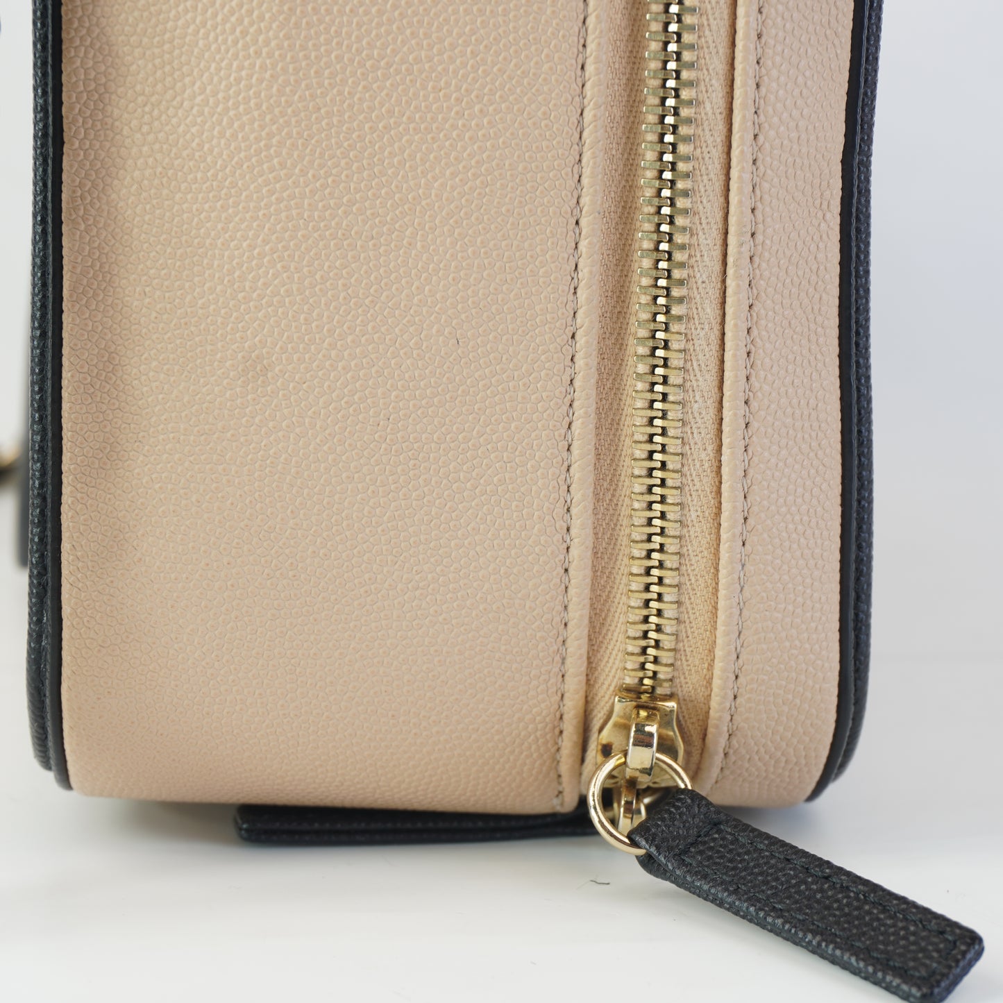 Chanel Quilted Beige Caviar Filigree Vanity Case
