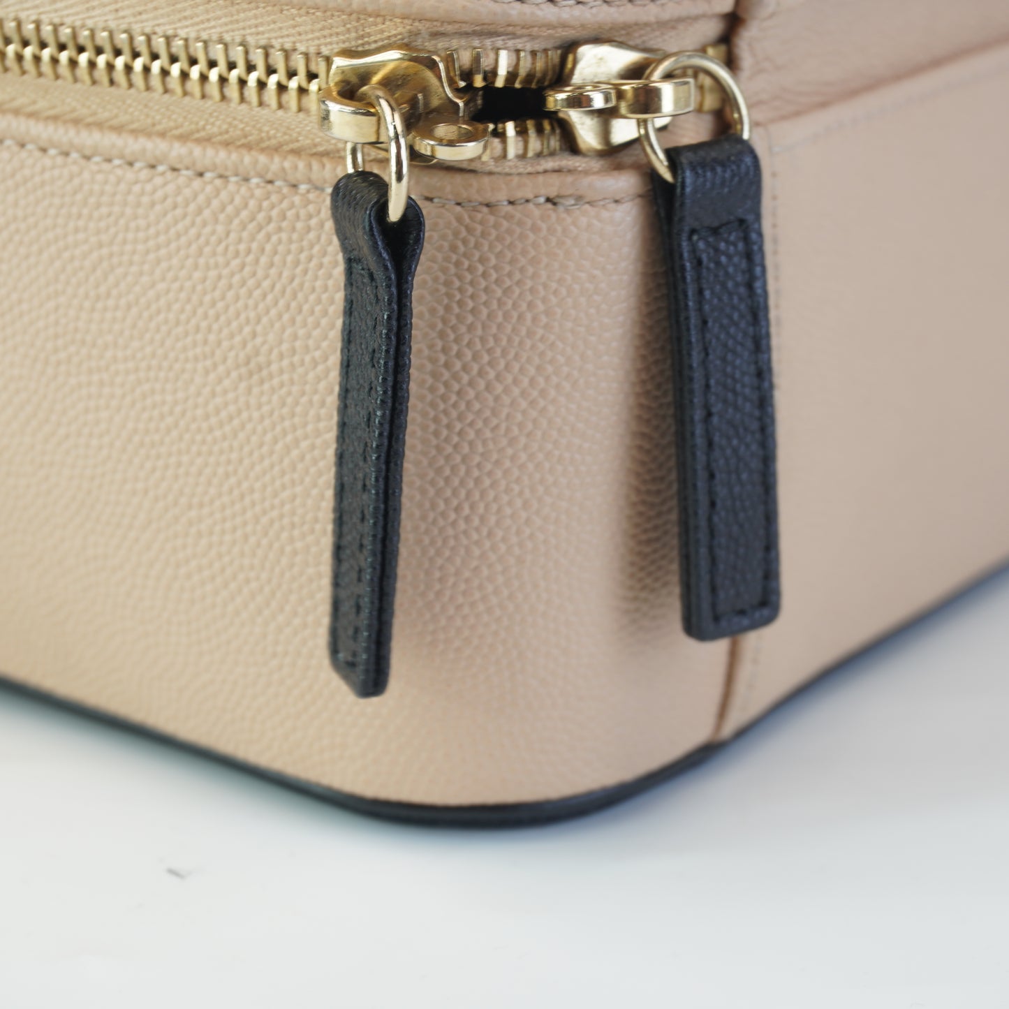 Chanel Quilted Beige Caviar Filigree Vanity Case