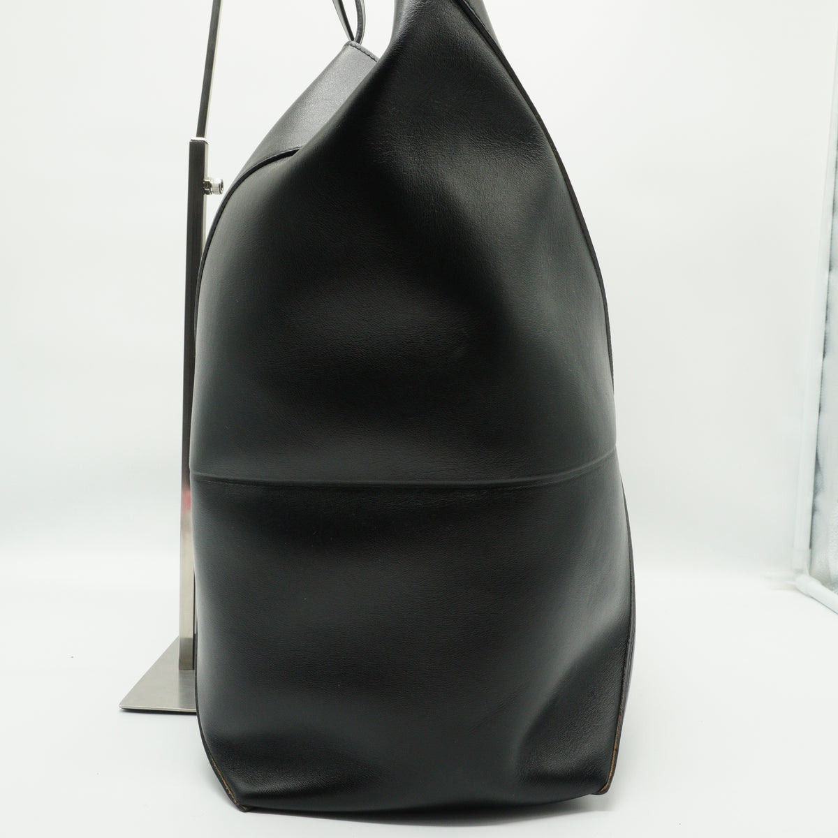 Loewe	Puzzle Fold Tote Large Black Calfskin