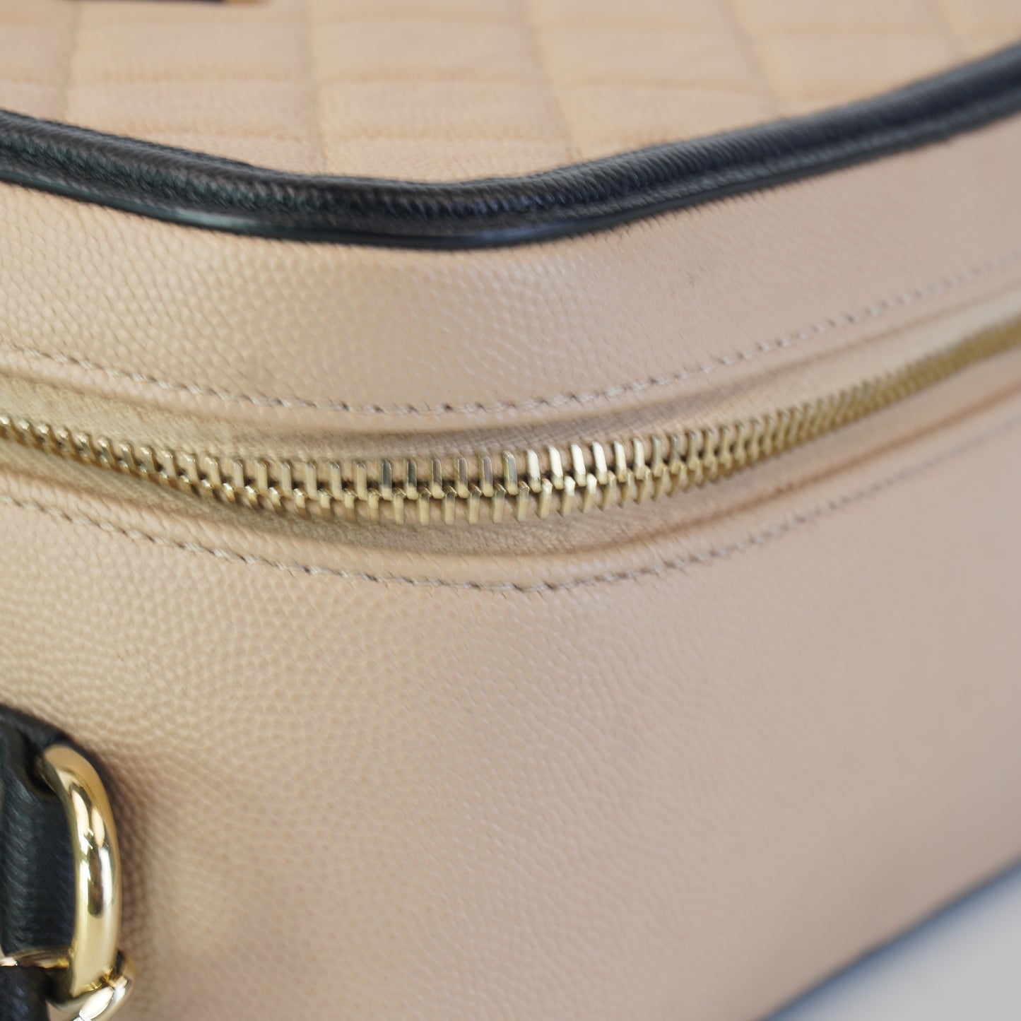 Chanel Quilted Beige Caviar Filigree Vanity Case
