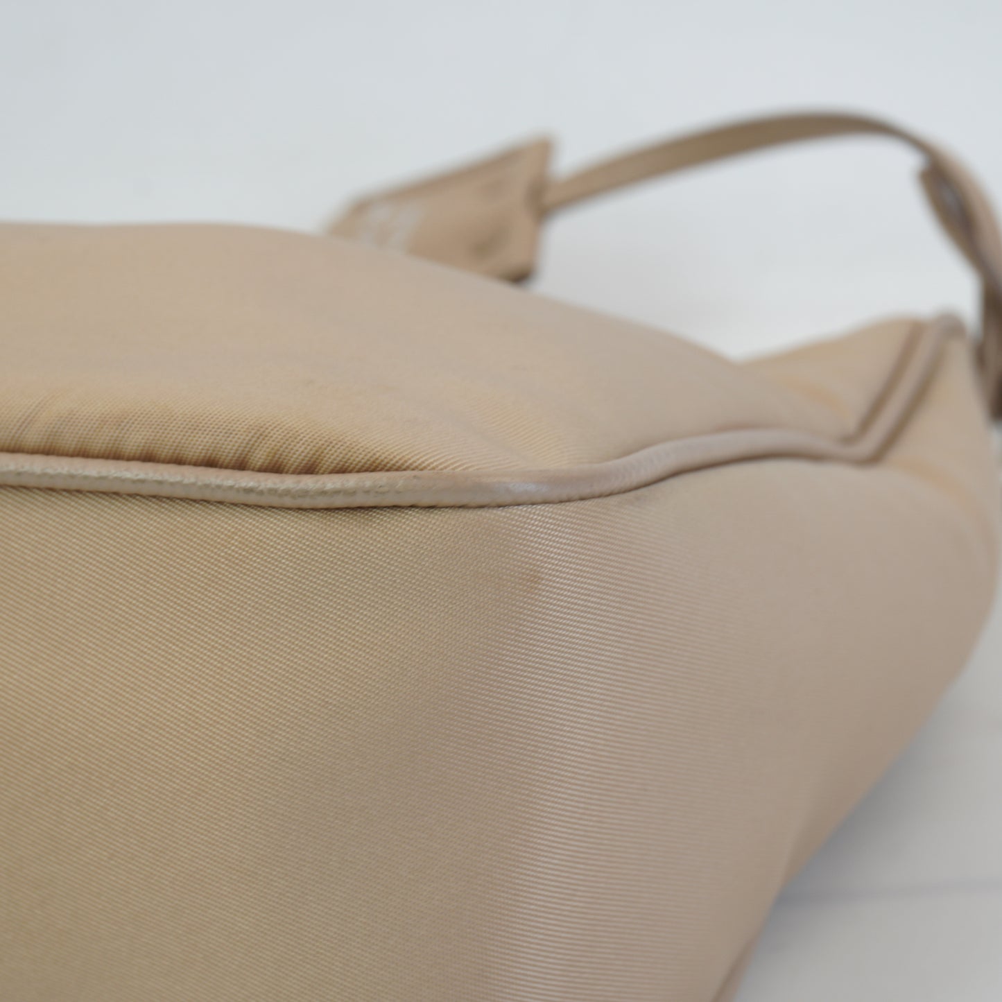 Prada	Re Edition 2005 Re-Nylon Beige SHW