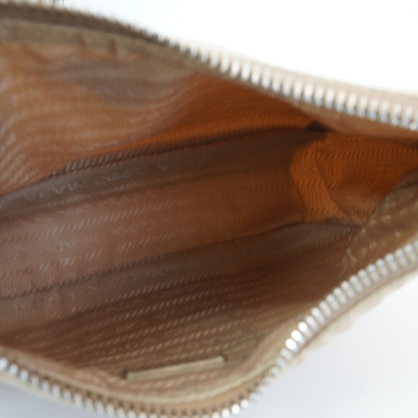 Prada	Re Edition 2005 Re-Nylon Beige SHW
