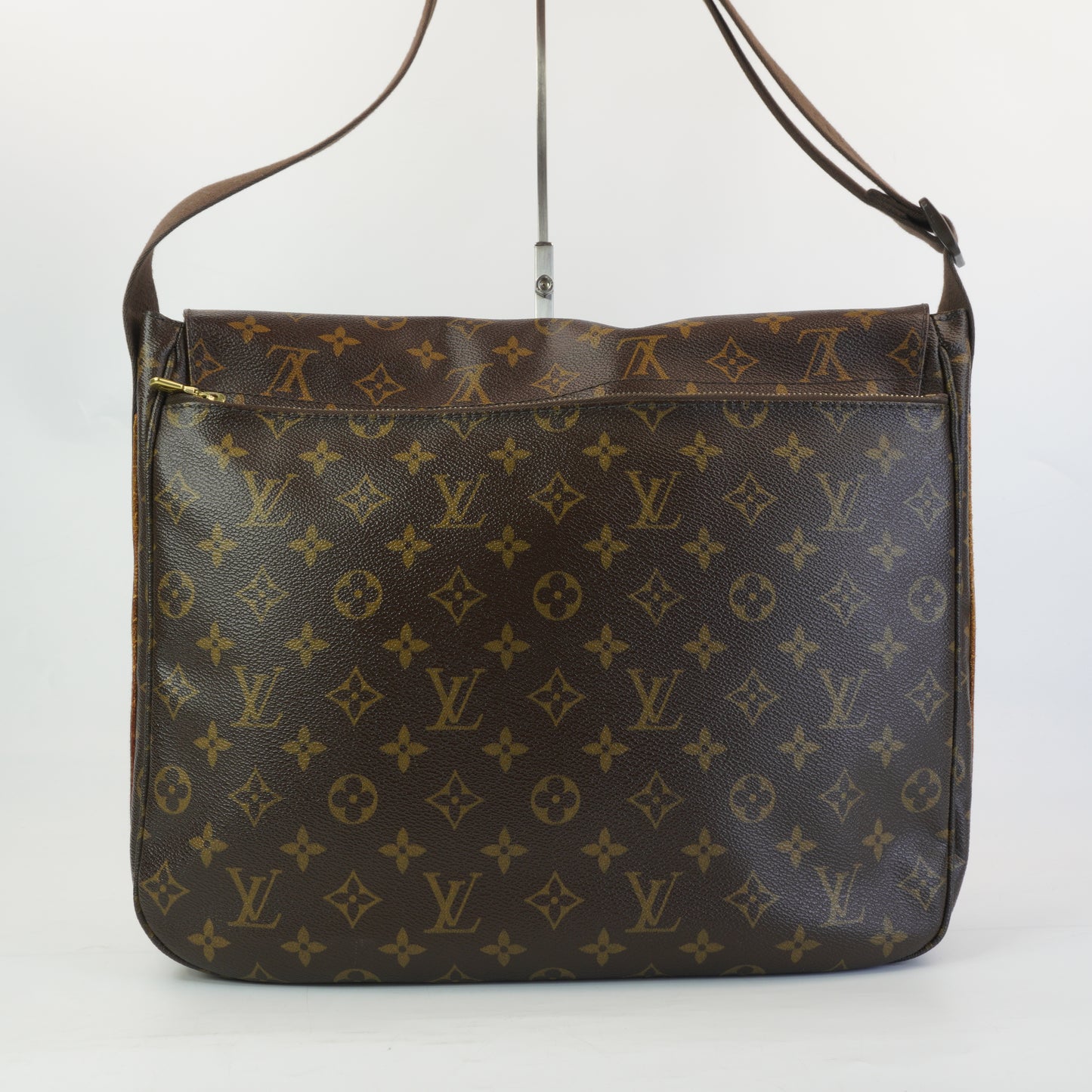 Louis Vuitton	Beaubourge MM Messenger Bag Mono GHW Large