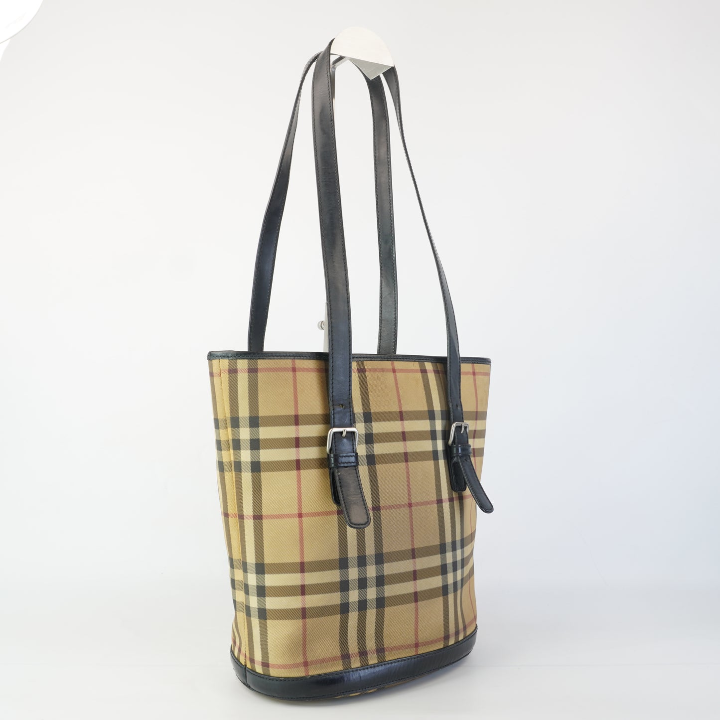 Burberry	Vintage Bucket Bag