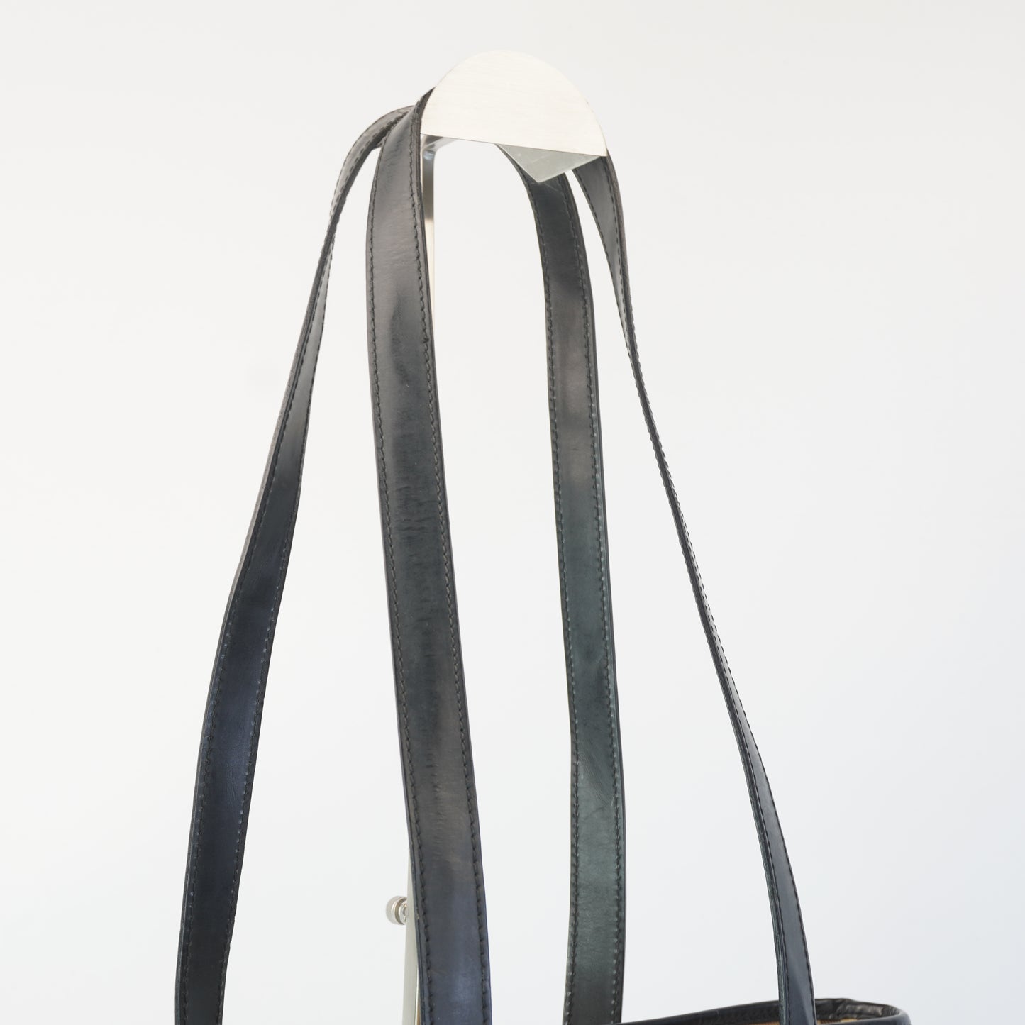 Burberry	Vintage Bucket Bag