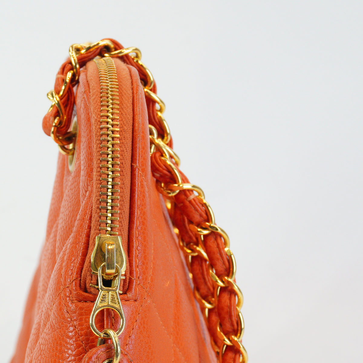 Chanel Timeless CC Chain Medium Caviar tangerine GHW
