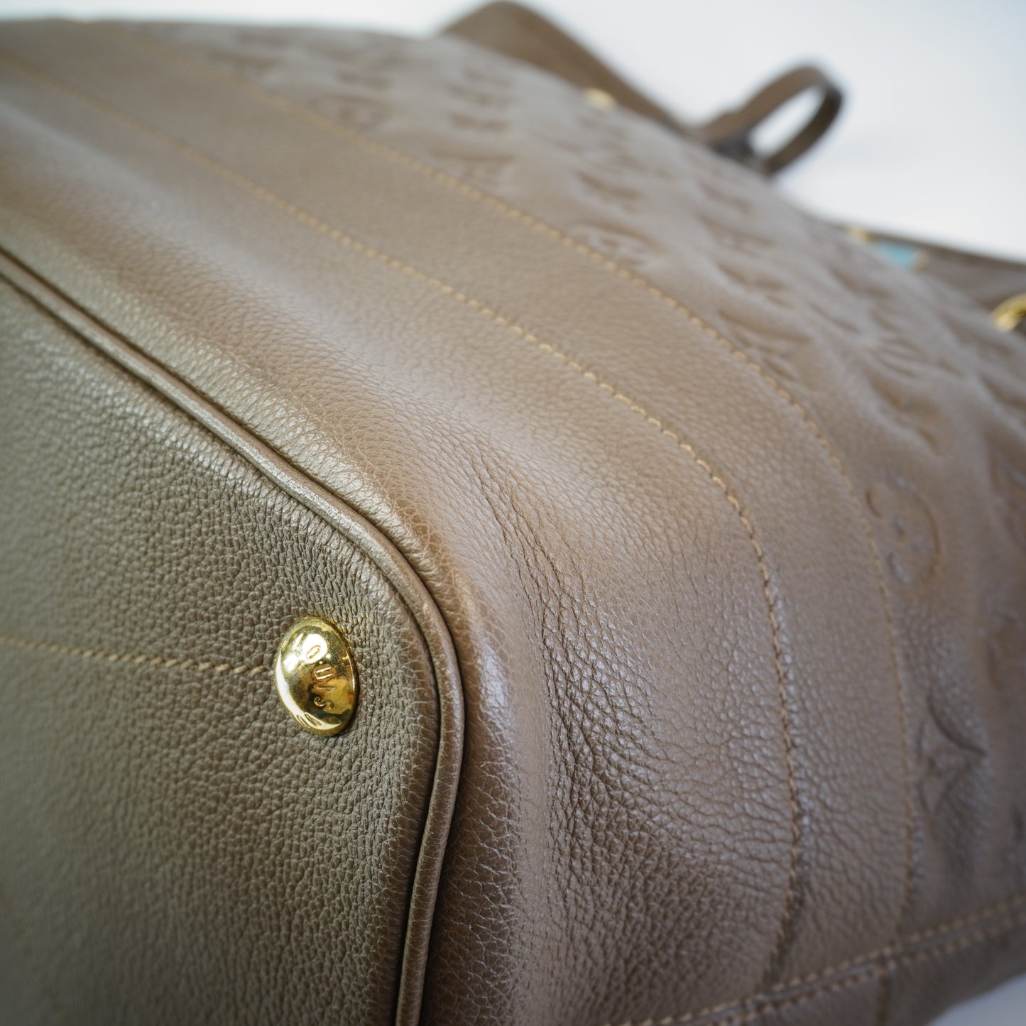 Louis Vuitton	Empriente PM Bag GHW