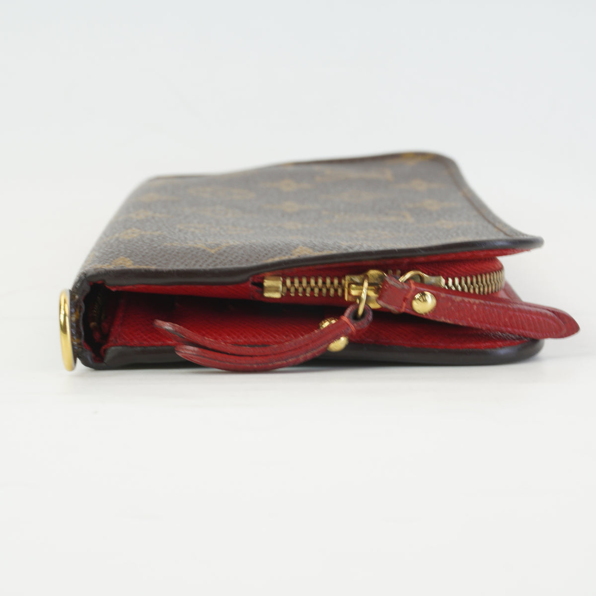 Louis Vuitton	Monogram Bucket 27 Pouch
