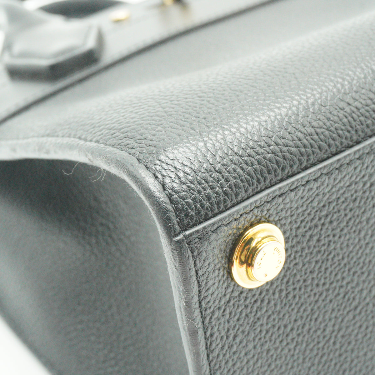 Louis Vuitton	City Steamer Calfskin leather Black small GHW