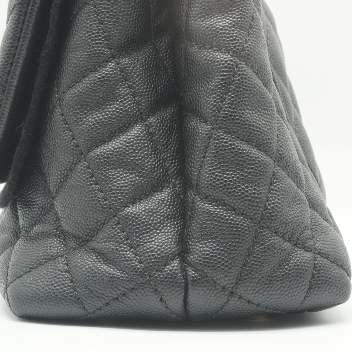 Chanel Coco Handle Caviar Black Medium GHW