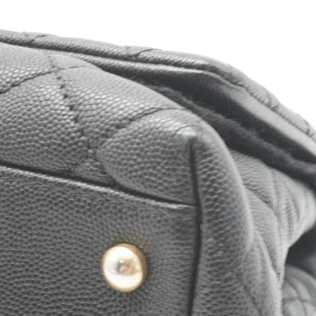 Chanel Coco Handle Caviar Black Medium GHW