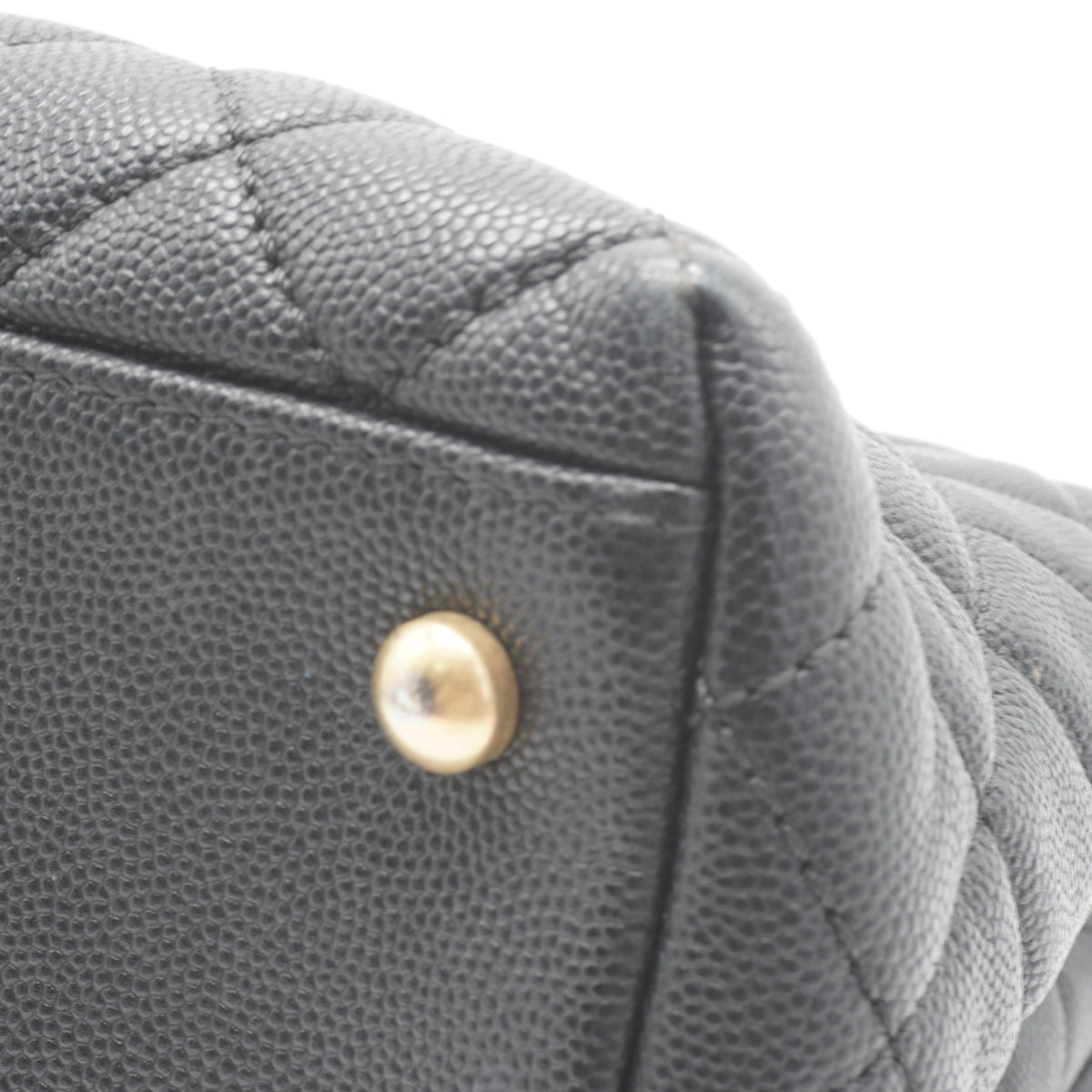 Chanel Coco Handle Caviar Black Medium GHW