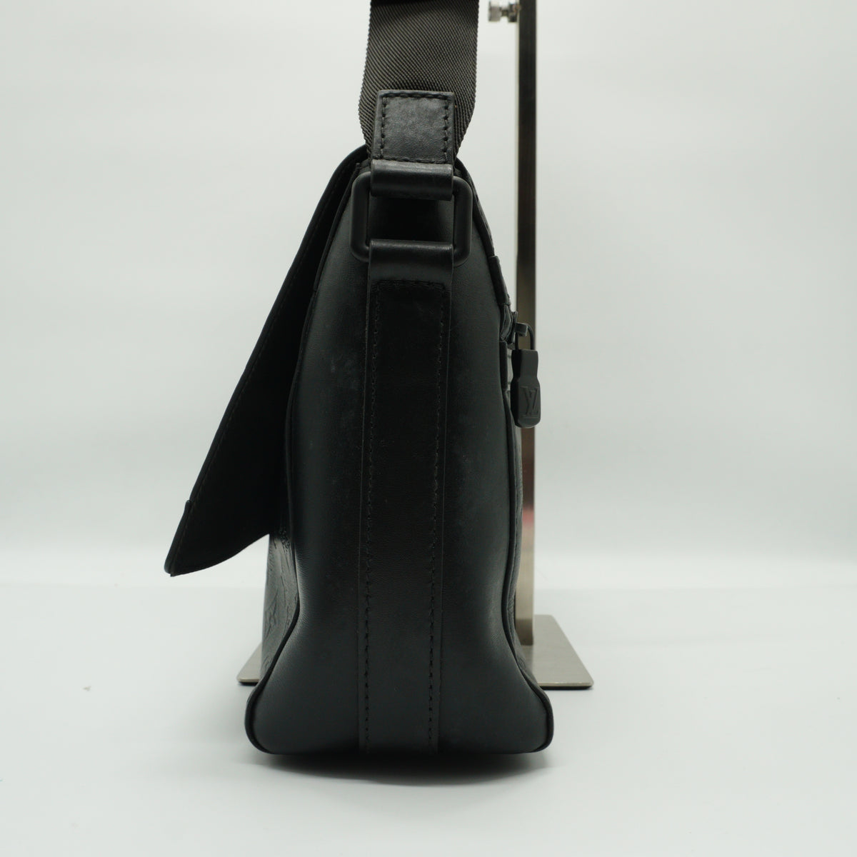 Louis Vuitton	Sprinter monogram Messenger bag black medium BHW