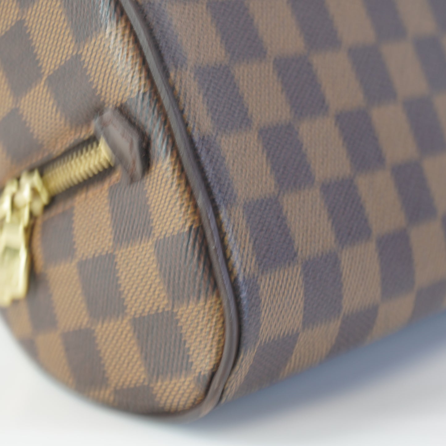 Louis Vuitton	DE Ribera