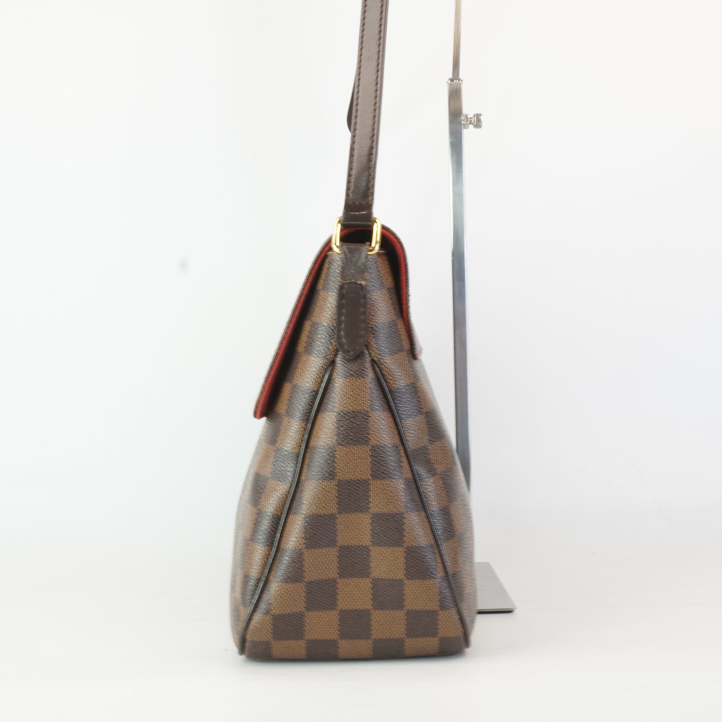 Louis Vuitton	Damier Ebene Canvas