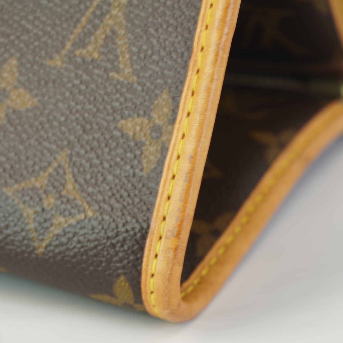 Louis Vuitton	Monogram Popincourt East West