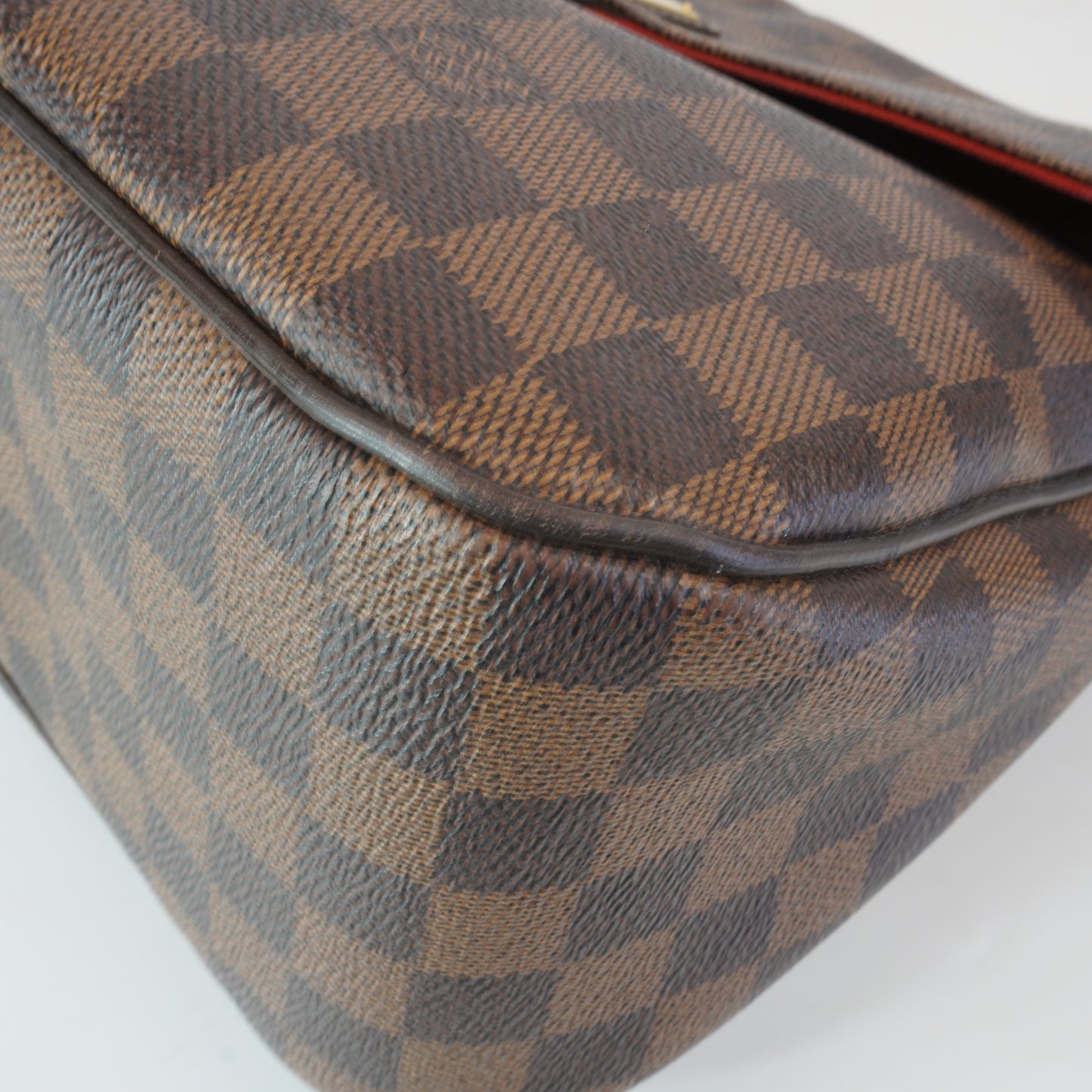 Louis Vuitton	Damier Ebene Canvas