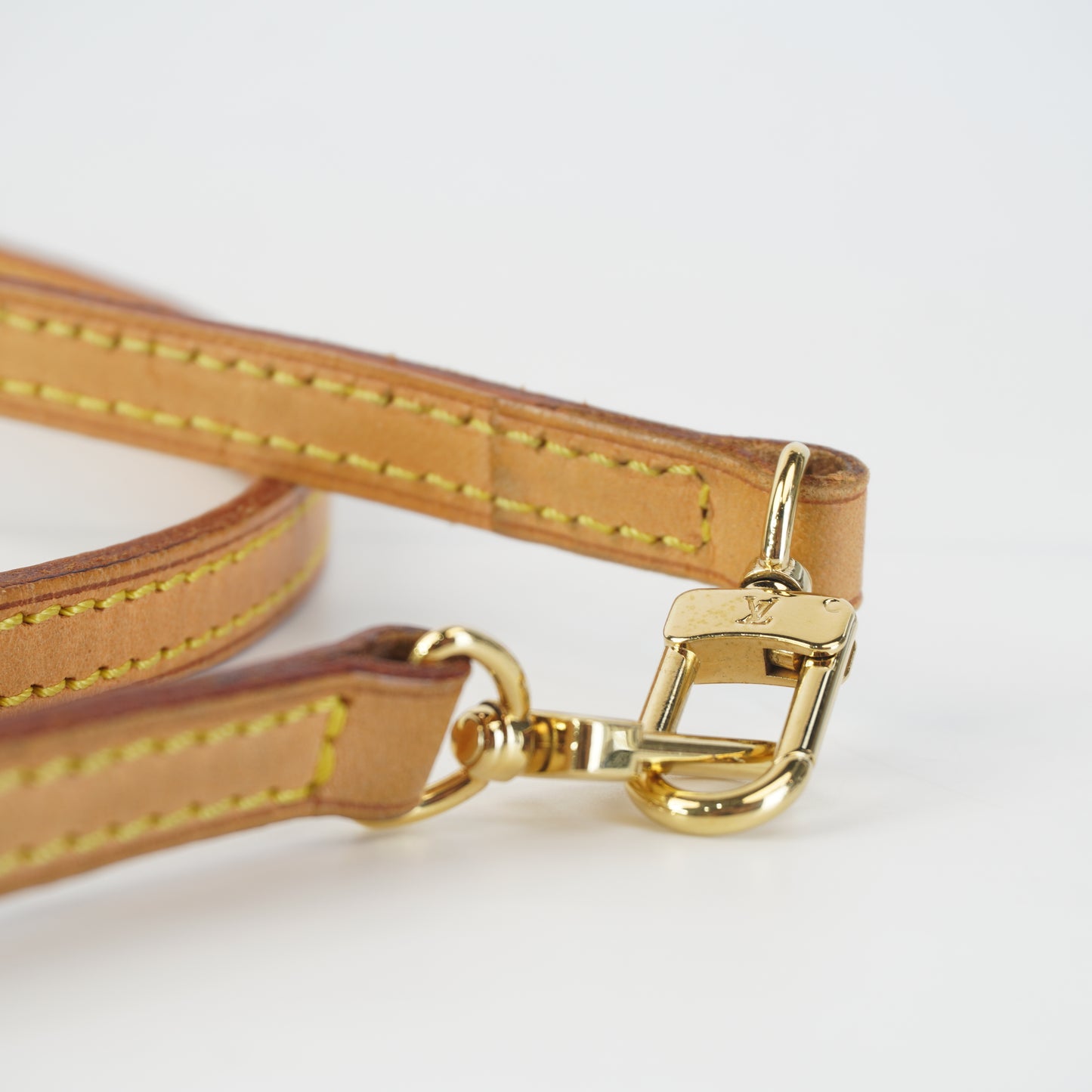 Louis Vuitton	Pochette Mono w/ Gold Tone