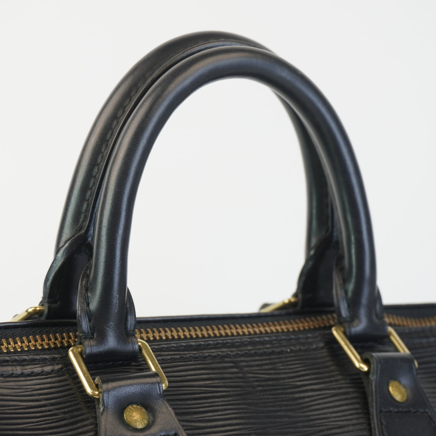 Louis Vuitton	Epi Black