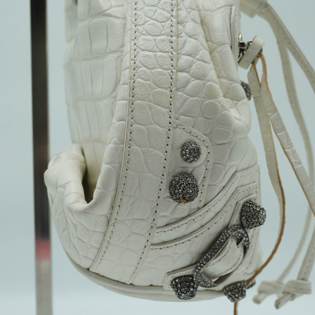 Balenciaga	Le Cagole XS Bucket Bag White Small SHW