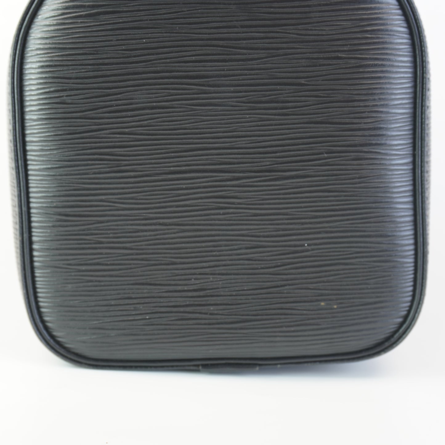 Louis Vuitton	Epi Black