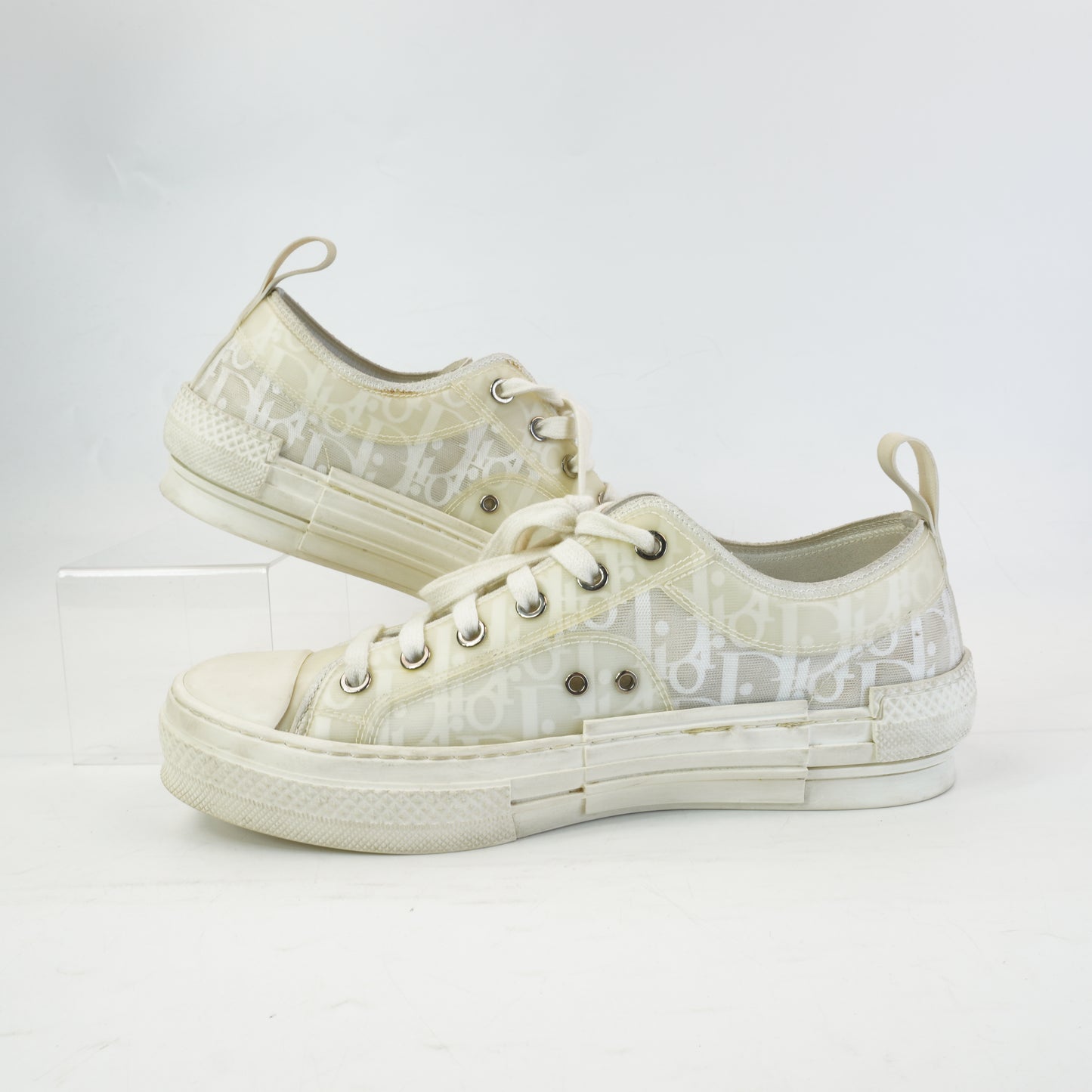 Dior	B23 Low-Top Sneakers White size 39