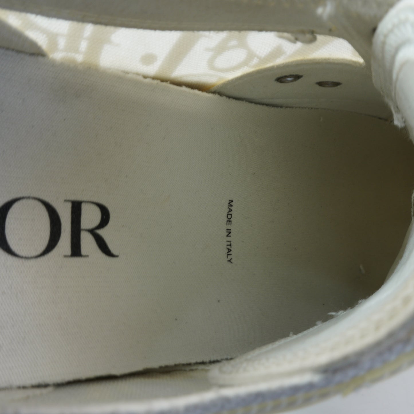 Dior	B23 Low-Top Sneakers White size 39