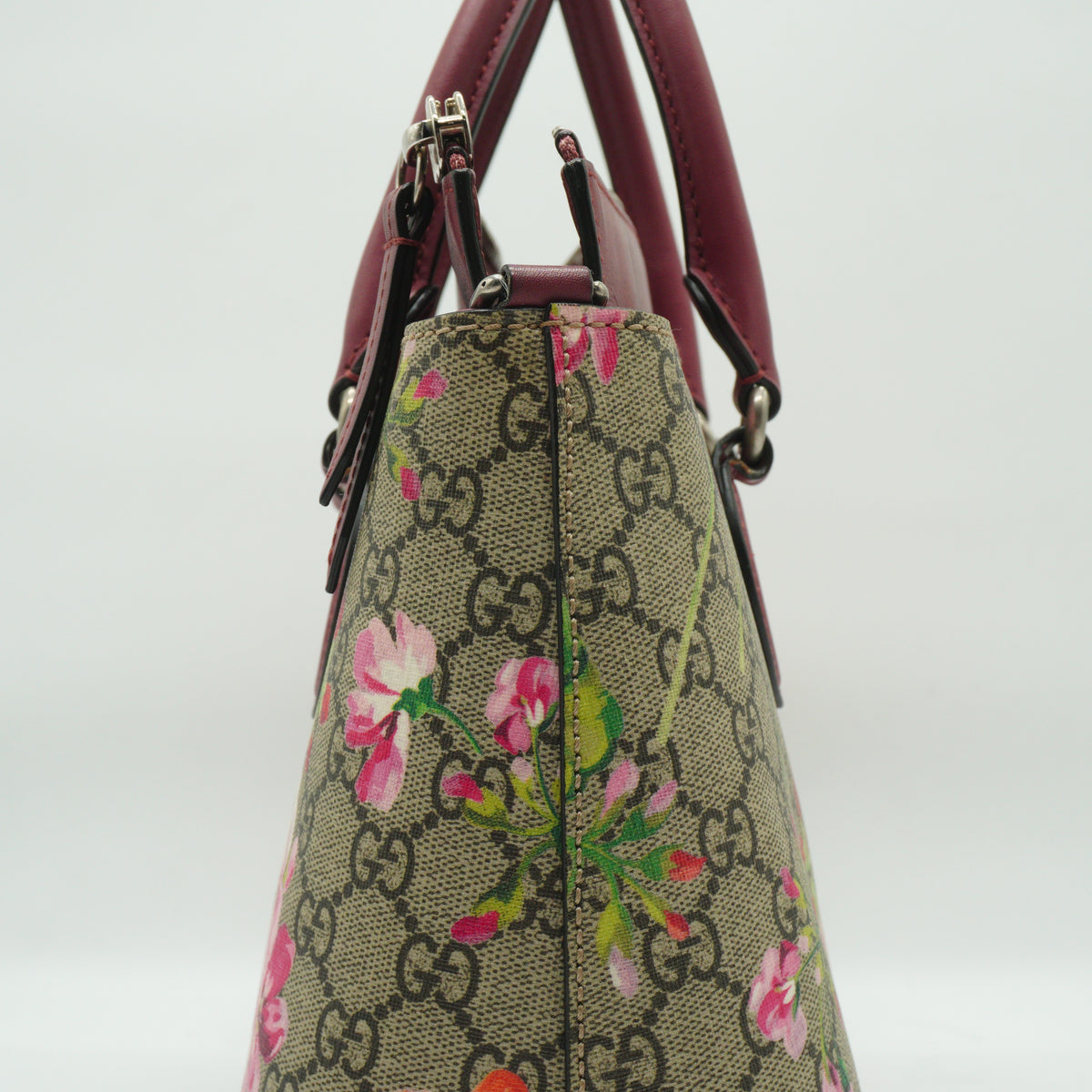 Gucci GG Supreme Monogram Blooms Medium Zip Tote SHW