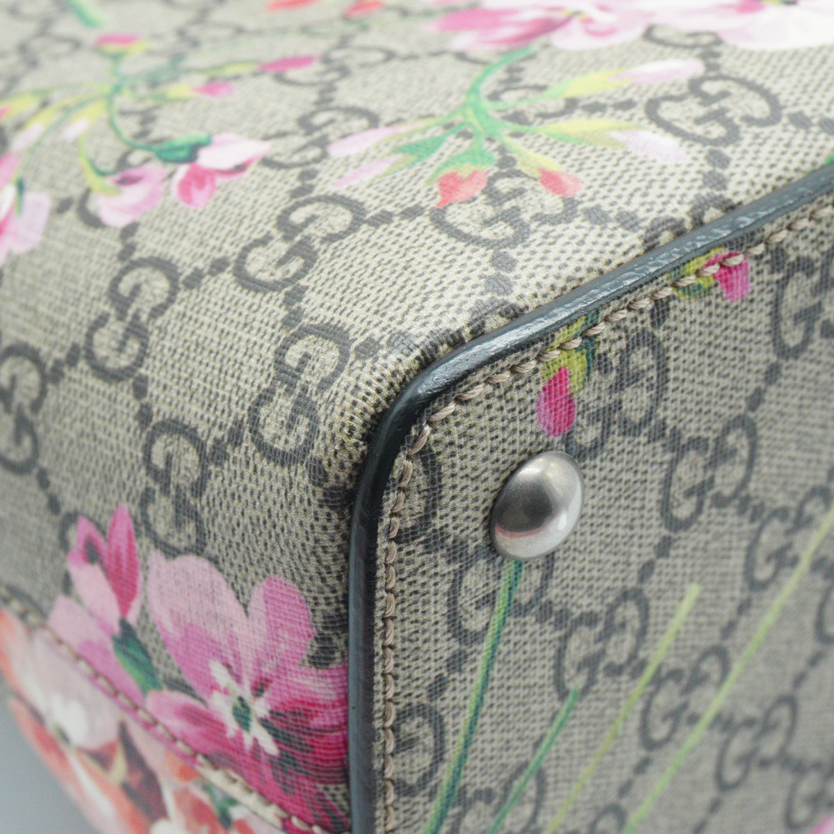 Gucci GG Supreme Monogram Blooms Medium Zip Tote SHW