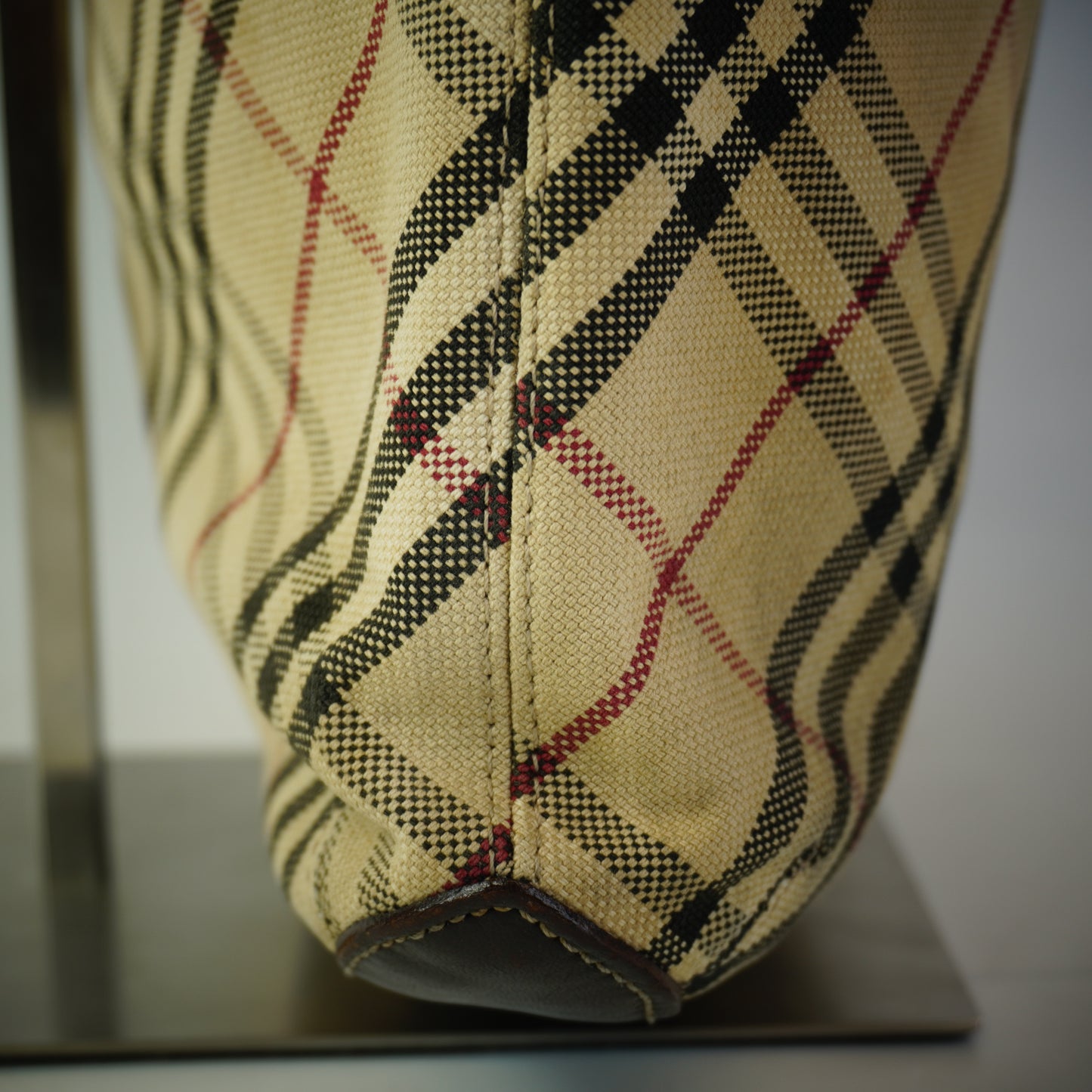 Burberry	 Nova Check SHW