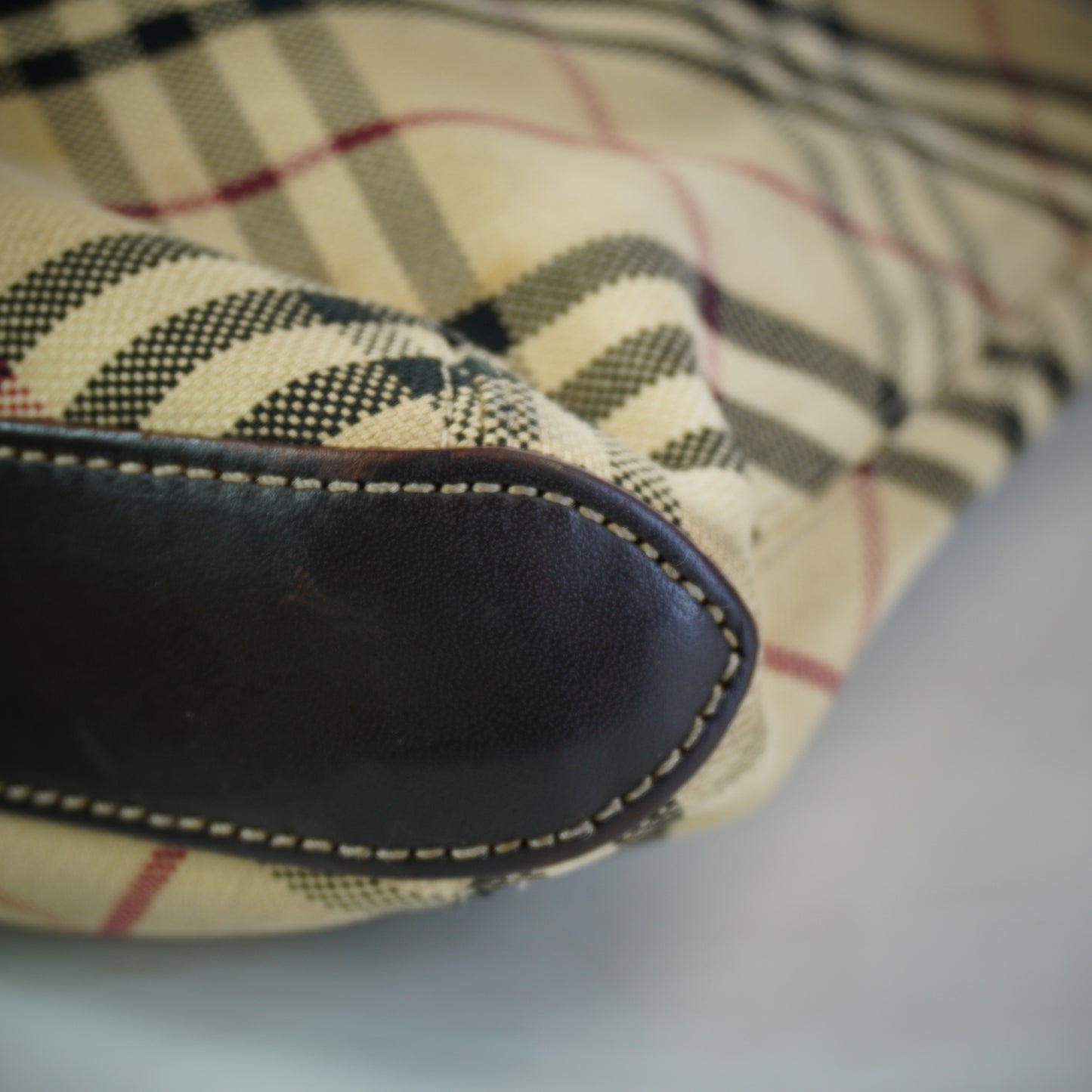 Burberry	 Nova Check SHW
