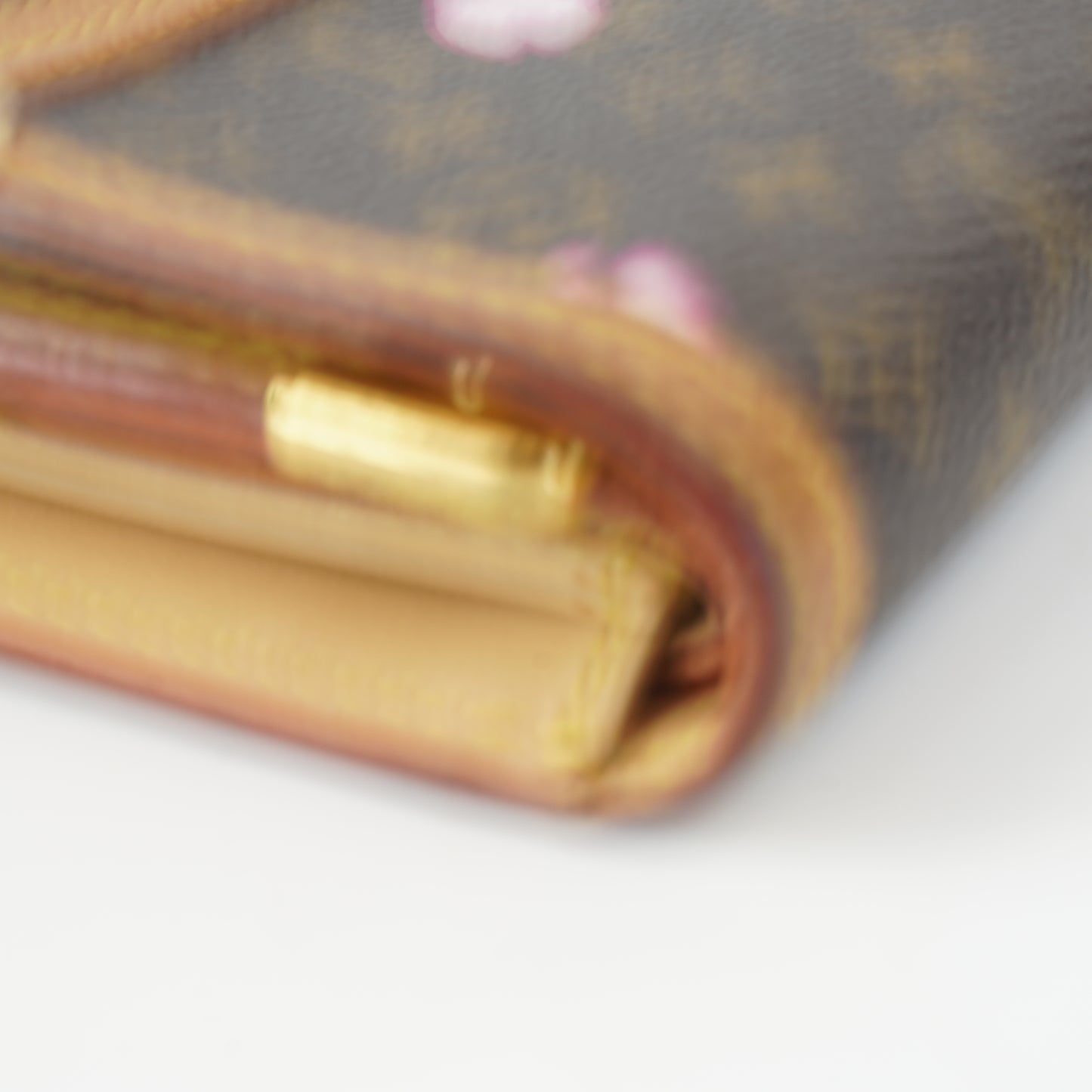 Louis Vuitton	Cherry Blossom Mono Wallet