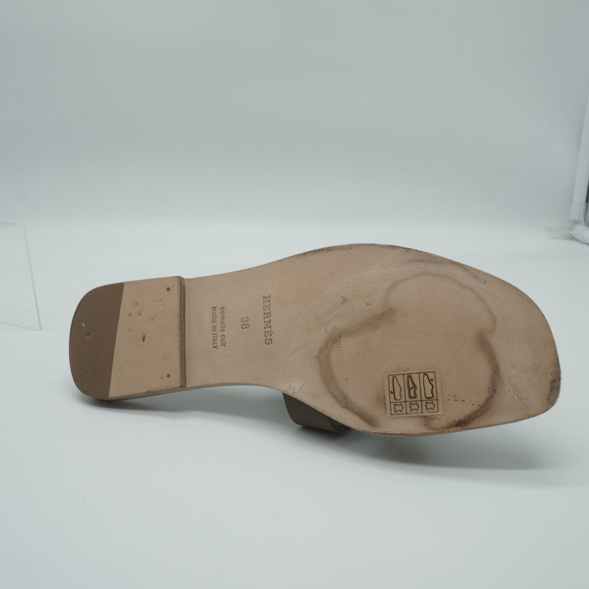 Hermes	Oran Sandal Size 38 Taupe