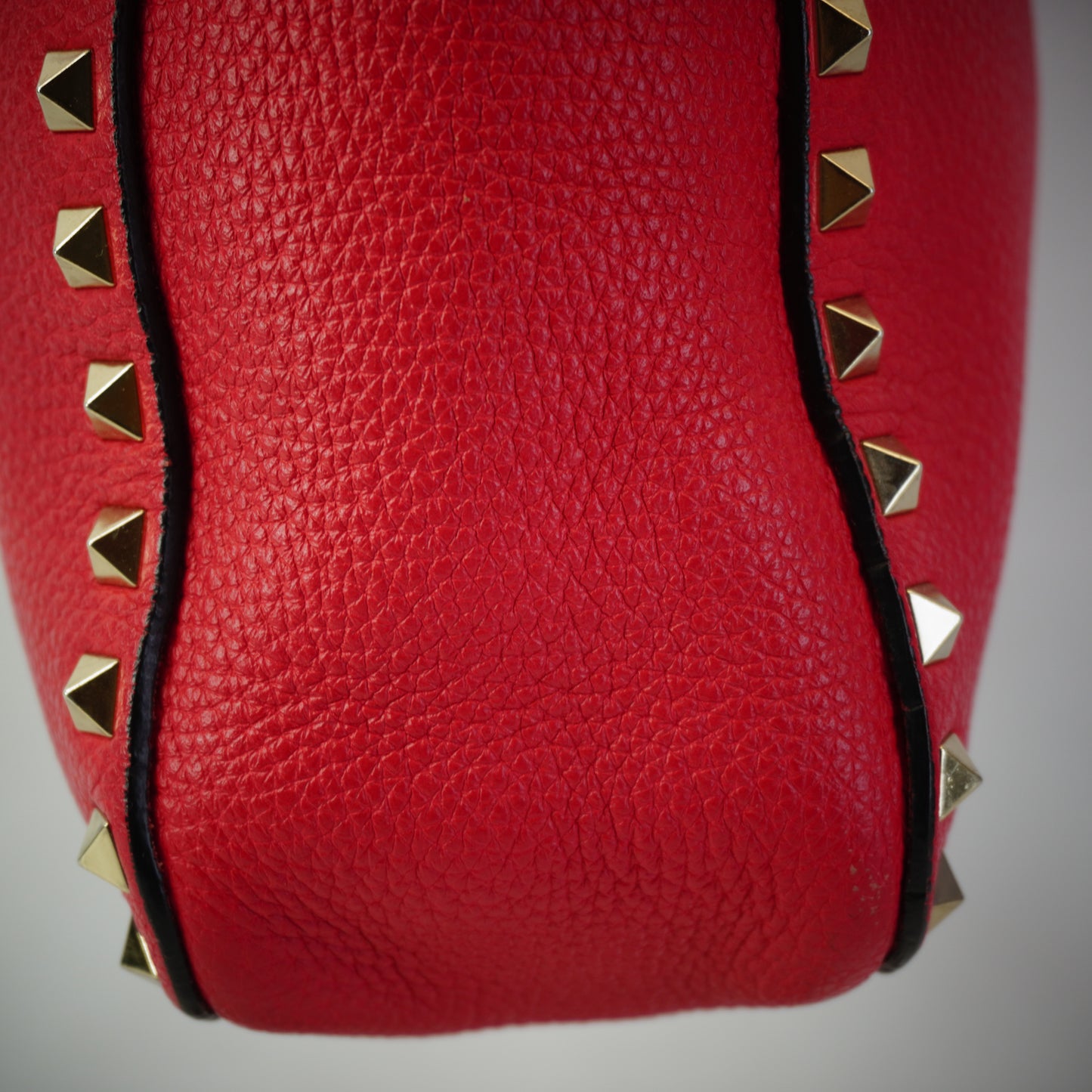 Valentino Hobo Rockstud Fuschia Pink