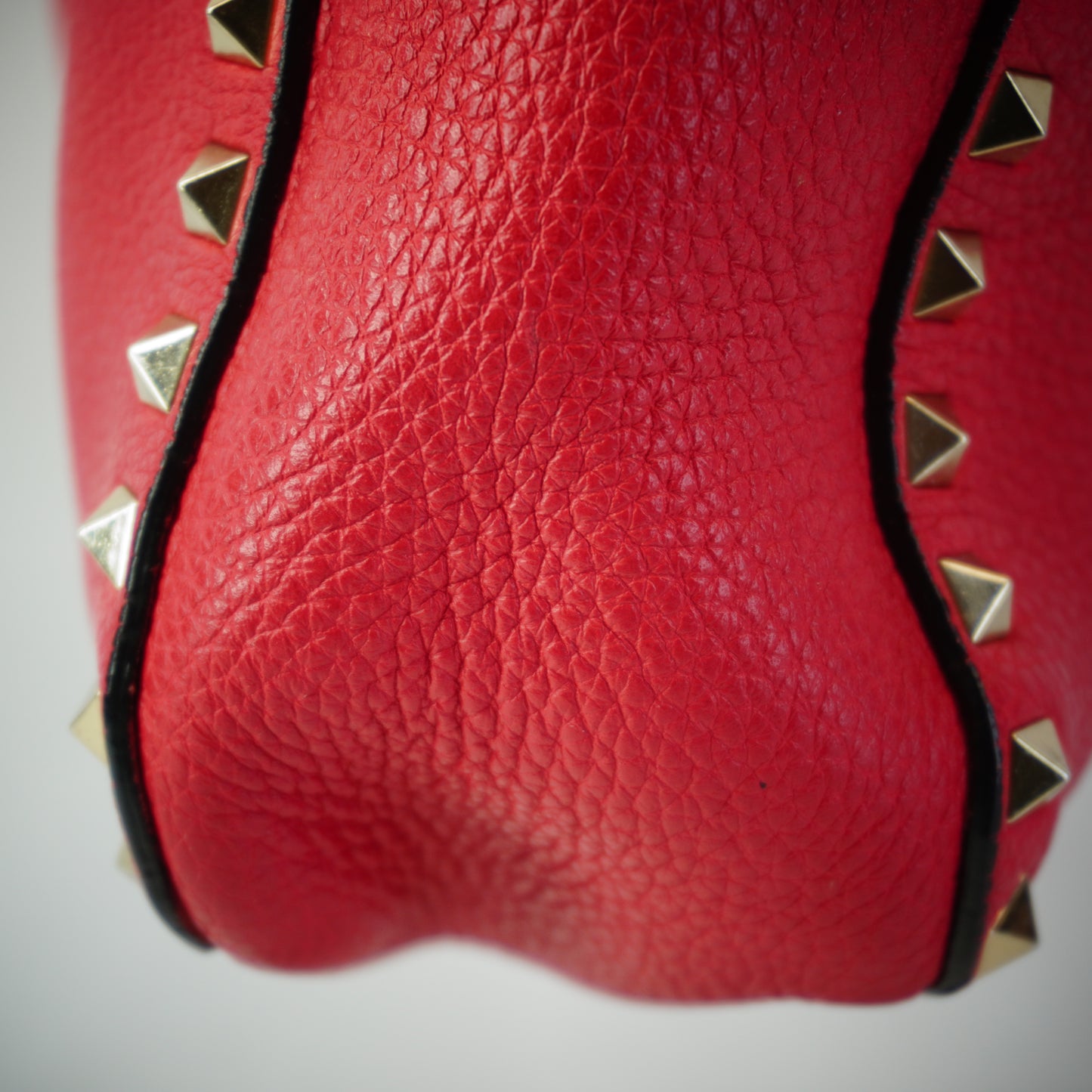Valentino Hobo Rockstud Fuschia Pink