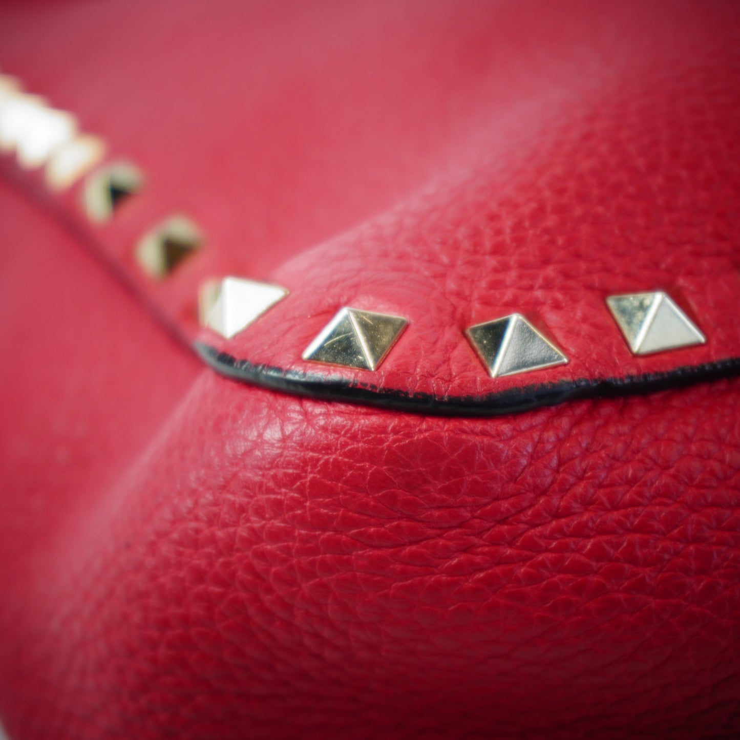 Valentino Hobo Rockstud Fuschia Pink