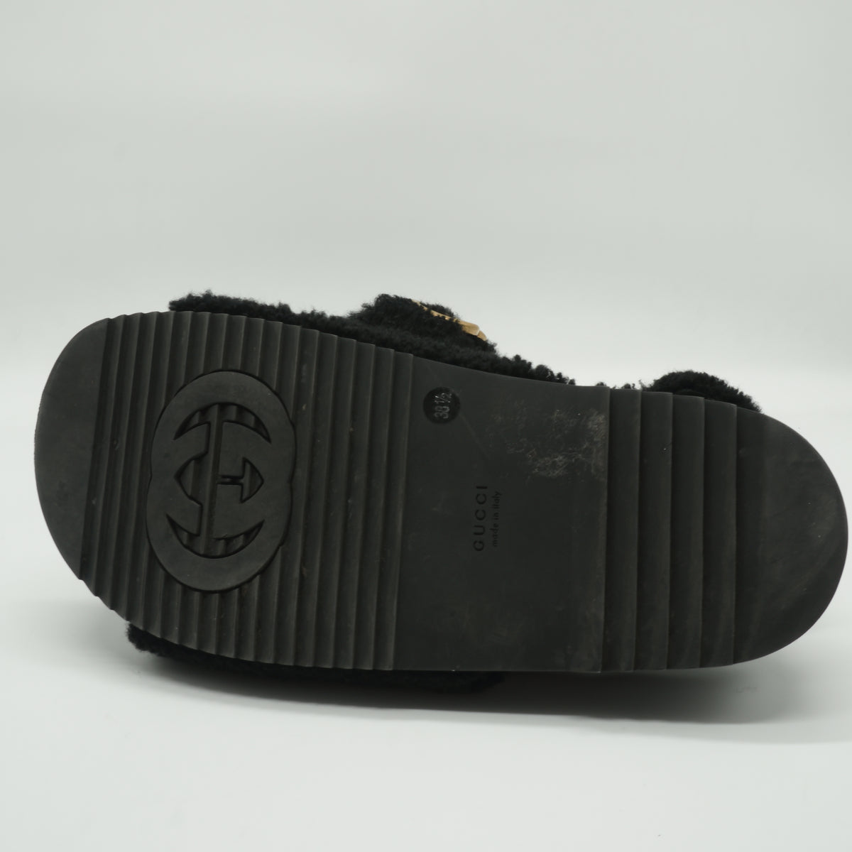 Gucci	Mandals Fur Black size 38.5 ( wide fit)