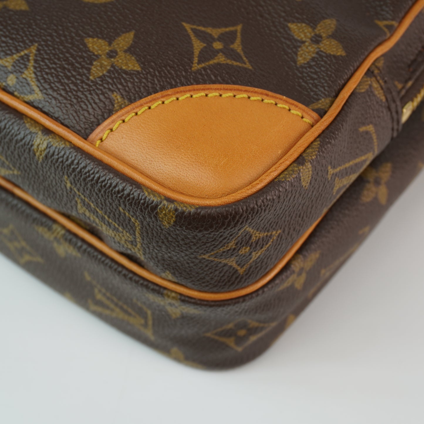 Louis Vuitton	Amazon Shoulder Bag