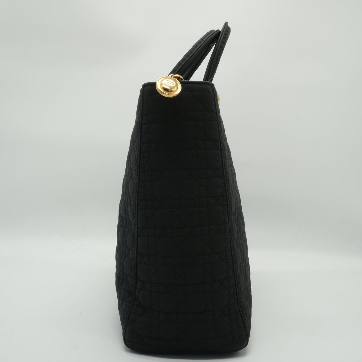 Dior	Lady Dior Bag Medium Cannage Black GHW