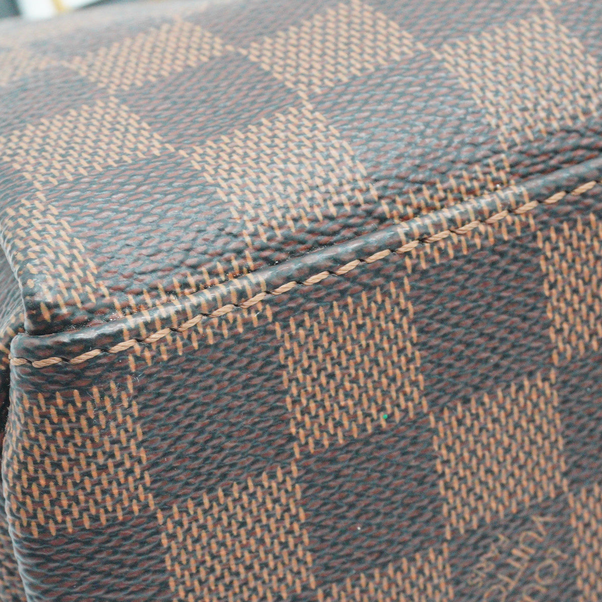Louis Vuitton	Odeon Tote Medium Damier Ebene GHW
