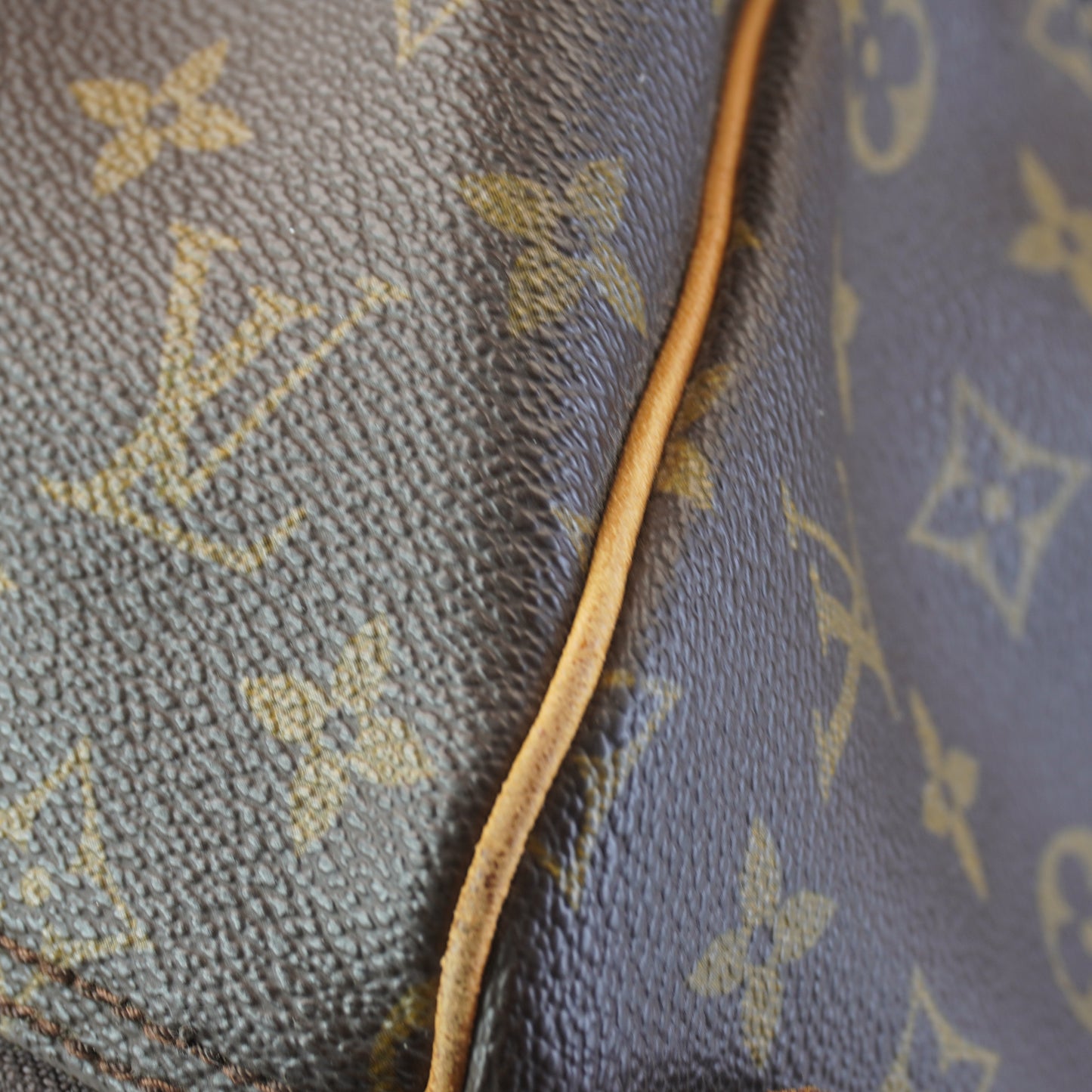 Louis Vuitton	Keepall 45 Mono