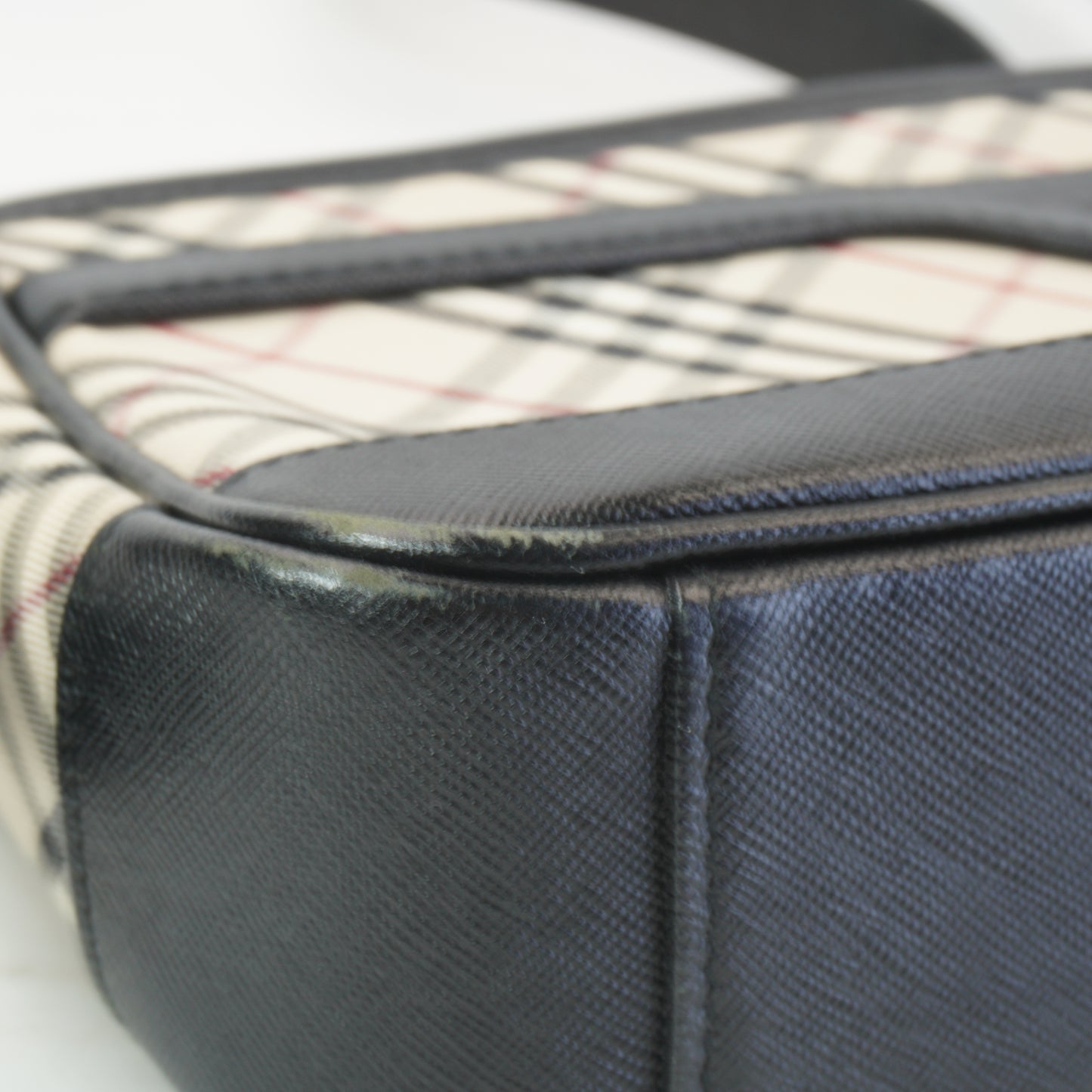 Burberry	Nova Check Canvas SHW Medium