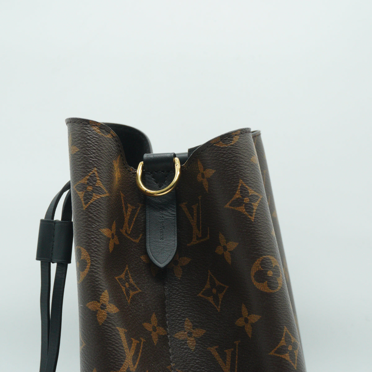 Louis Vuitton	NéoNoé bucket monogram MM GHW