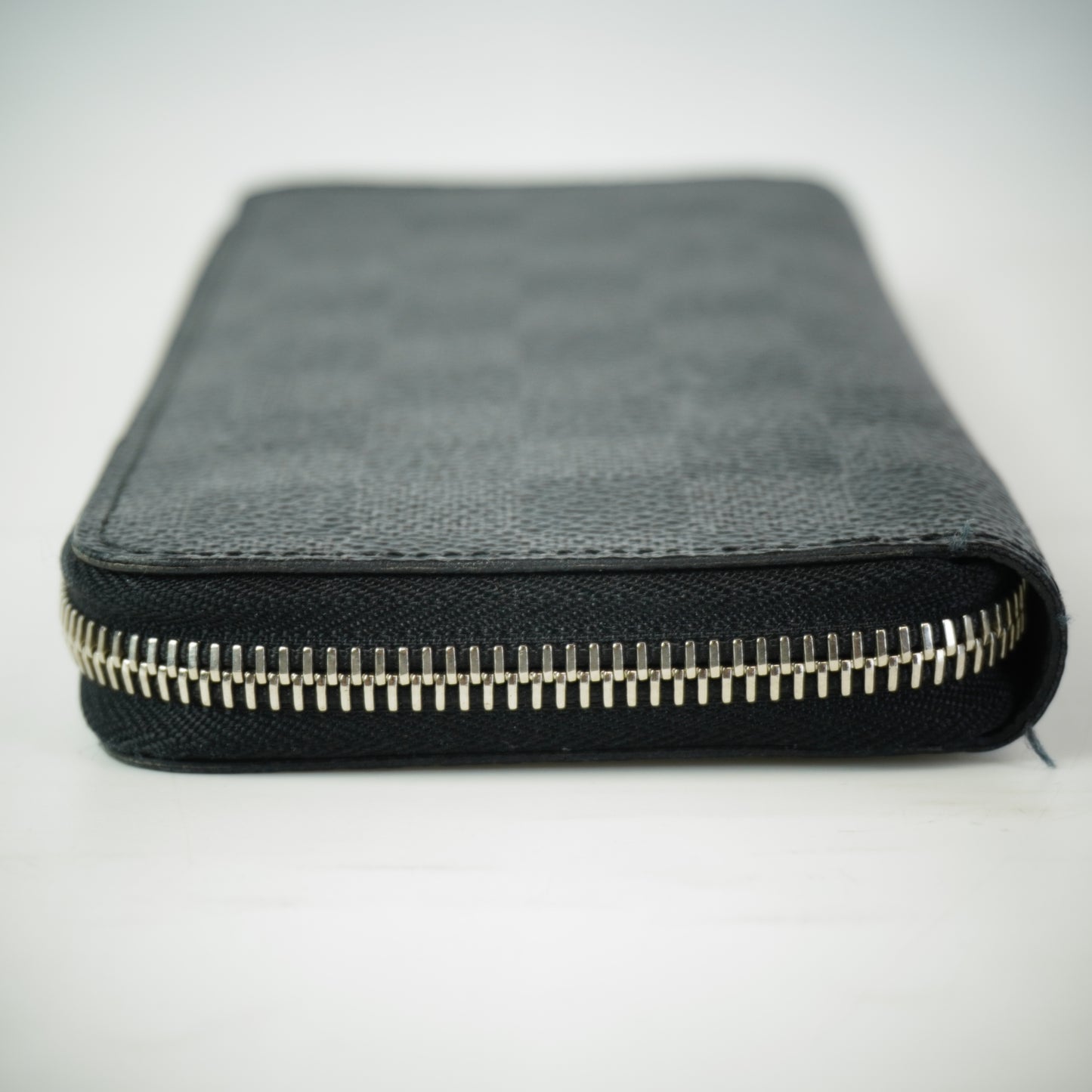 Louis Vuitton	Brazza Wallet  SHW
