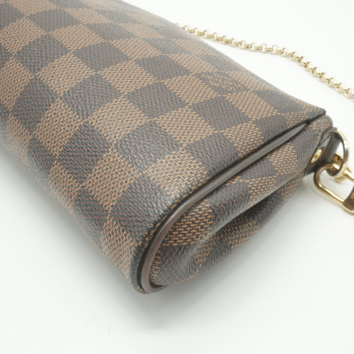 Louis Vuitton	Damier Ebene Eva Clutch Medium GHW