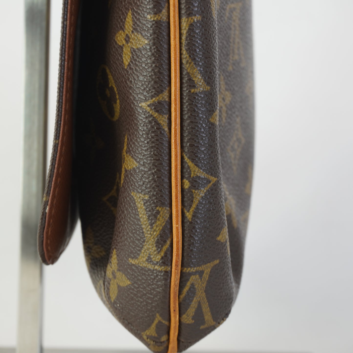 Louis Vuitton	Musette Salsa
