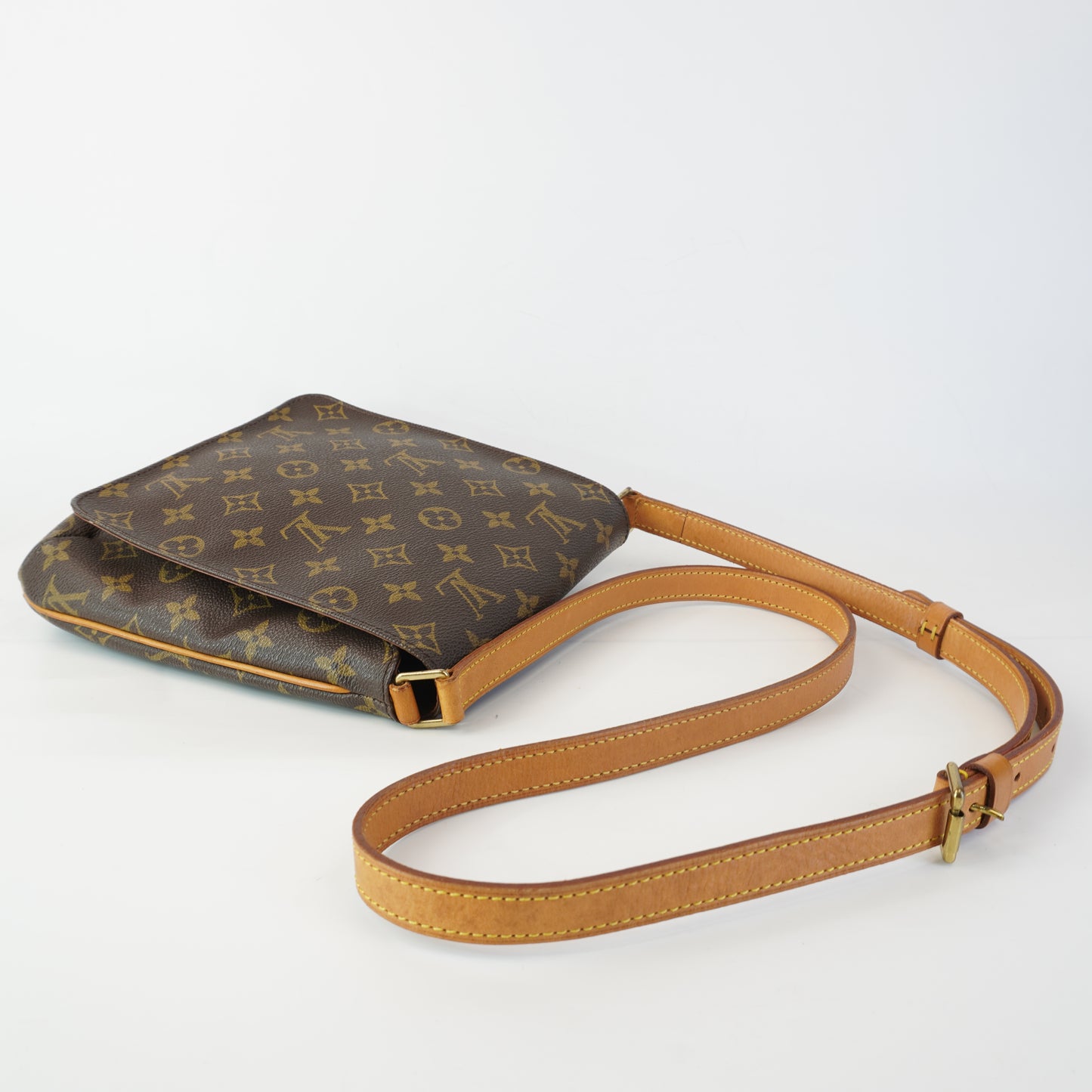 Louis Vuitton	Musette Salsa